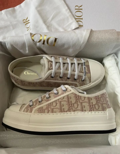 【🎁히트 상품】디올 워크앤도어 스타일리시 스케이트보드화 （키높이 5cm）KCK385OBE_S21U photo review