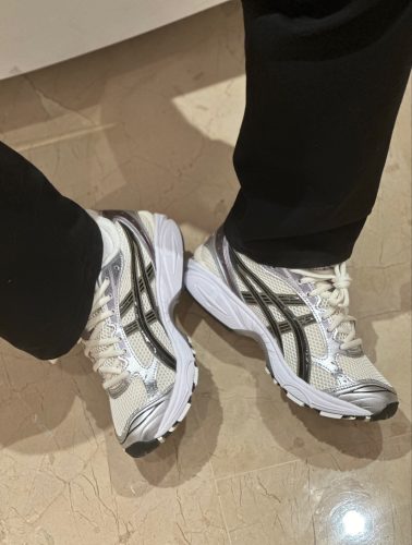 【🔥이달의 핫 아이템】Asics Gel-Kayano 14  아웃도어 기능 Y2K 빈티지 스트리트 블랙 화이트 실버 1201A019-108 photo review